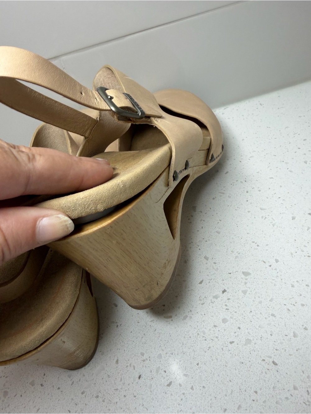 Dansko Thea sandals clogs wedge heel size 41 10 tan leather shoes READ - Picture 3 of 11